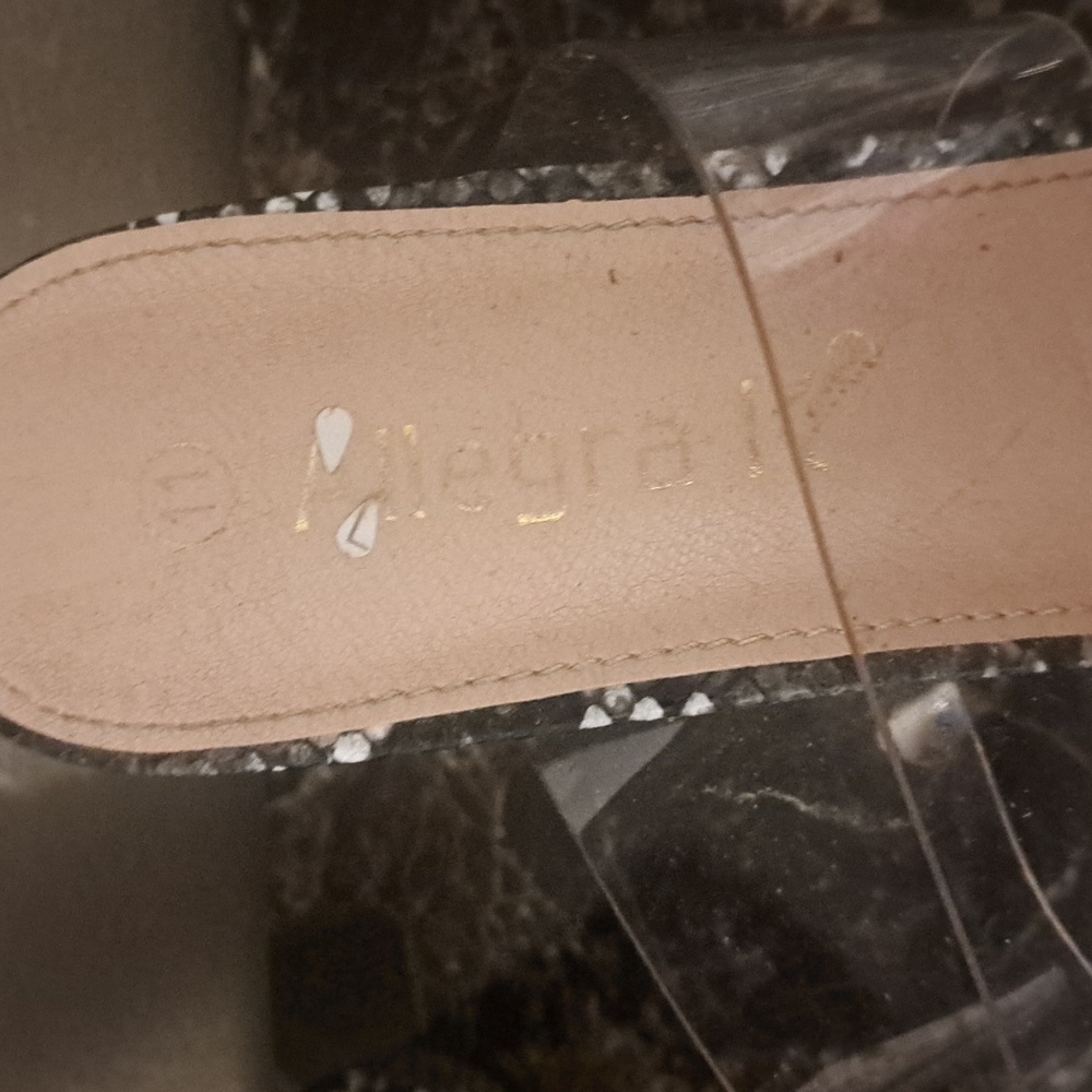 Shoes - Picture 2 of 5